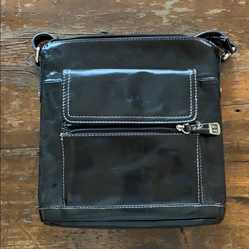 Giani Bernini over the shoulder purse